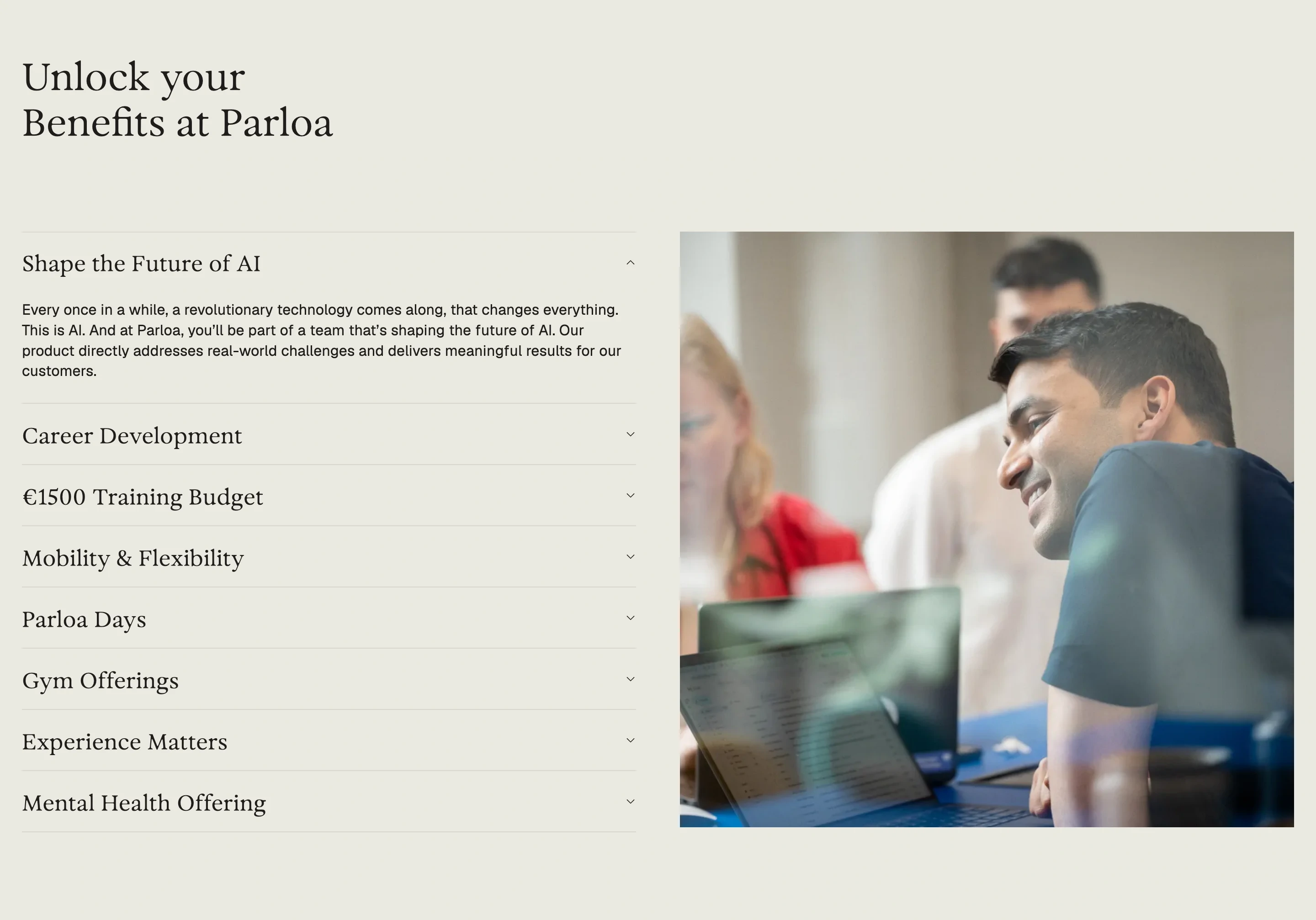 Parloa Employee Accordion FAQ Design